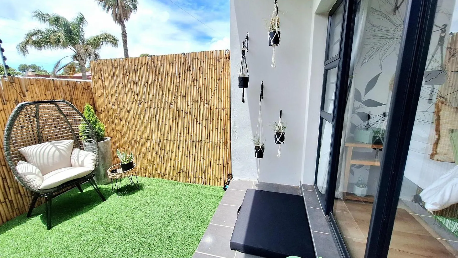 Retreat On 3Rd - Pets Welcome - Coffee Bar Port Elizabeth Apartment